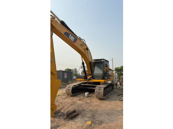 Locação de CAT 325 D  CAT 325 D: foto 1