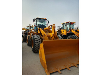 Carregadeira de rodas CATERPILLAR 966H