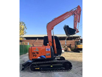 Mini escavadeira HITACHI
