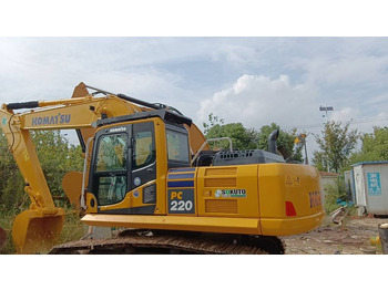 Escavadora de rastos KOMATSU PC220-7