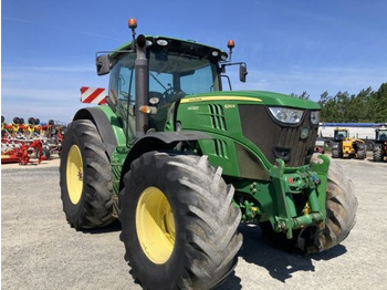 Trator JOHN DEERE 6210R