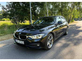 Carro perua BMW