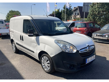 Furgão FIAT Doblo 1.3