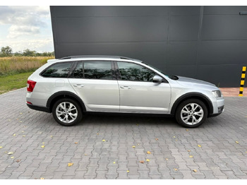 Automóvel Skoda Octavia III Skoda Octavia 4X4 Scout 2.0 TDI -150KM Model 2017 Bezwypadkowa FV 23: foto 3