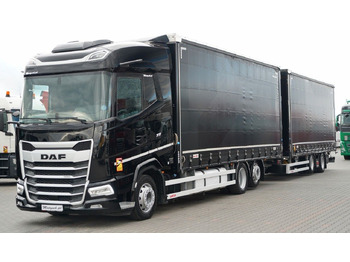 Caminhão com lona DAF XG 480