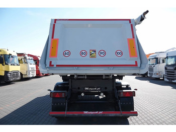 Semi-reboque de lona Schmitz Cargobull WYWROTKA 25 m3 / WAGA: 5500 KG / TYŁ KLAPA / OŚ: foto 5