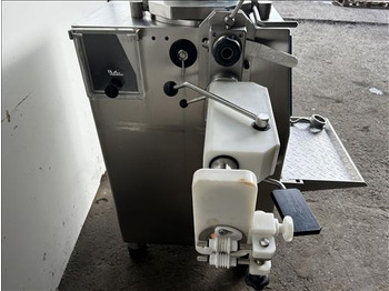 Equipamento de processamento de alimentos Rex RVF80 Vacuum filler: foto 5