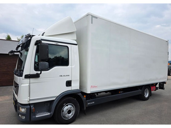 Caminhão com lona MAN TGL 12.250