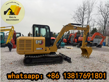 Mini escavadeira CATERPILLAR 306E2
