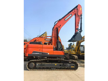 Escavadora de rastos DOOSAN DX225
