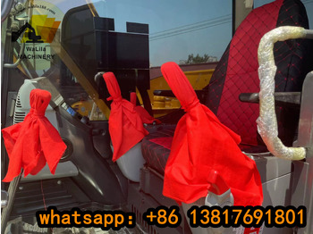 Mini escavadeira KOMATSU PC70-8: foto 2