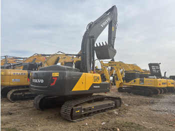 Locação de Volvo EC 240 Volvo EC 240: foto 2