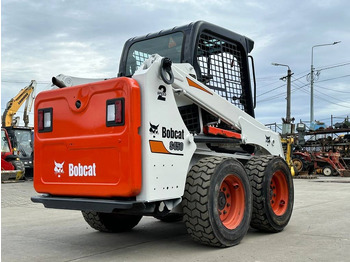 Mini carregadeira Bobcat S 450: foto 4