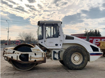 Compactador Bomag BW 213 D H-4: foto 5 Compactador Bomag BW 213 D H-4: foto 5