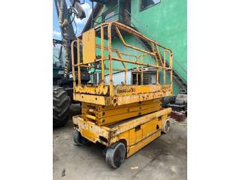 Plataforma de Tijera/ Plataforma de tesoura HAULOTTE Compact 10