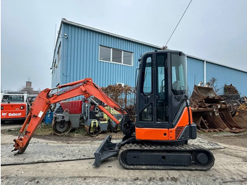 Locação de Hitachi ZX 27 U-2  Hitachi ZX 27 U-2: foto 2