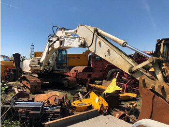 Escavadora de rastos New Holland E 215 B FOR PARTS: foto 4 Escavadora de rastos New Holland E 215 B FOR PARTS: foto 4