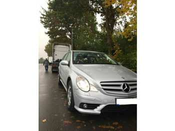 Automóvel MERCEDES-BENZ
