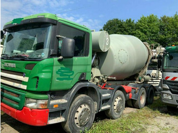 Caminhão betoneira SCANIA P