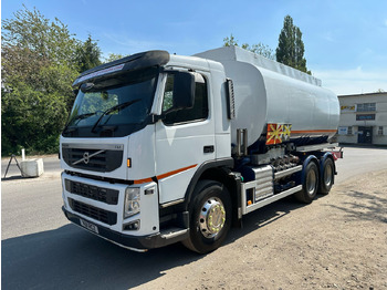 Caminhão tanque VOLVO FM
