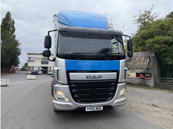 Caminhão com lona 2015 DAF CF 330 Curtainside Truck: foto 3