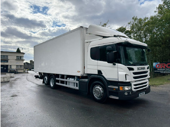 Caminhão frigorífico SCANIA P 320