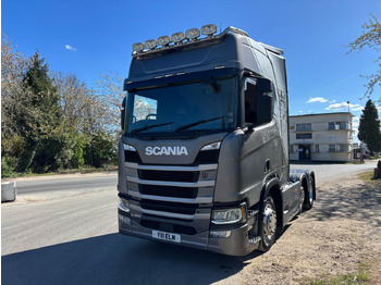 Tractor SCANIA R 450