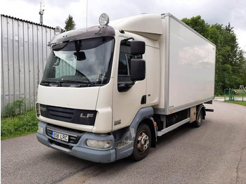 Caminhão furgão DAF 45 180