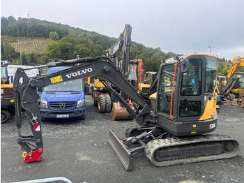 Mini escavadeira VOLVO ECR58D