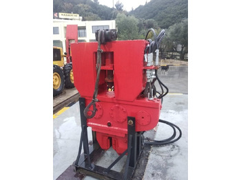 Escavadora de rastos CATERPILLAR