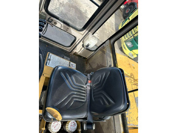 Empilhadeira CATERPILLAE DP 150 N: foto 5
