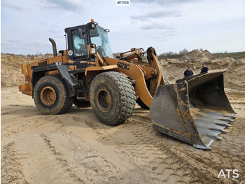 Carregadeira de rodas CASE
