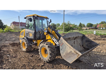Carregadeira de rodas JCB 407