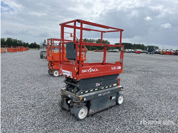 Plataforma de Tijera/ Plataforma de tesoura SKYJACK