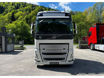 Tractor Volvo FH500 // New Face // Low Deck // Full Led // ACC // Globe XL // ParkClima // Zamiana za starszy: foto 3