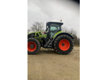 Trator CLAAS Axion 920
