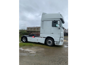 Tractor DAF XF 530