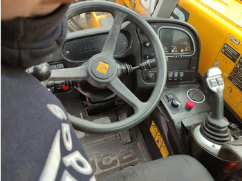 Locação de JCB 525-60 Hi Viz JCB 525-60 Hi Viz: foto 5
