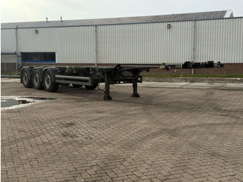 Semireboque transportador de contêineres/ Caixa móvel KÖGEL