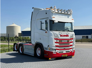 Tractor SCANIA R 650