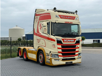 Tractor SCANIA R 500