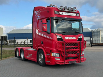 Tractor SCANIA R 520