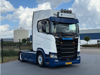 Tractor SCANIA S 500