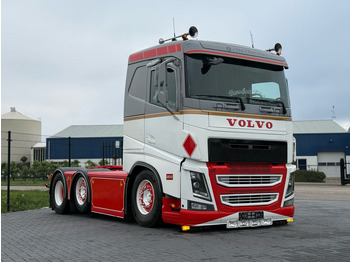 Tractor VOLVO FH13 500