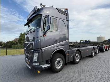 Caminhão com sistema de cabo VOLVO FH13 500
