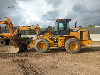 Carregadeira de rodas CATERPILLAR 930