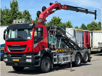 Caminhão com sistema de cabo IVECO Stralis 400