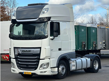 Tractor DAF XF 450