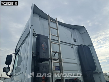 Tractor DAF XF 480 4X2 SSC Retarder Standklima LED ACC Euro 6: foto 2 Tractor DAF XF 480 4X2 SSC Retarder Standklima LED ACC Euro 6: foto 2