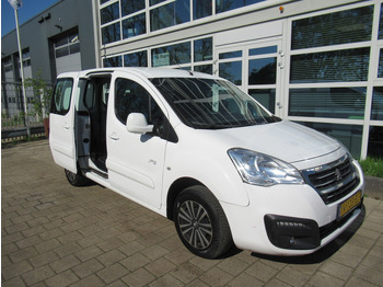 Furgão compacto Peugeot Partner 120 1.6 BlueHDi 73KW L1Pro Automaat Galicia: foto 4